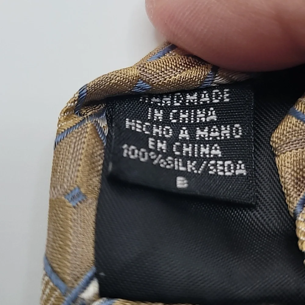 Geoffrey Beene 100% Silk Gold Tan  Geometric Checkered Men's Tie